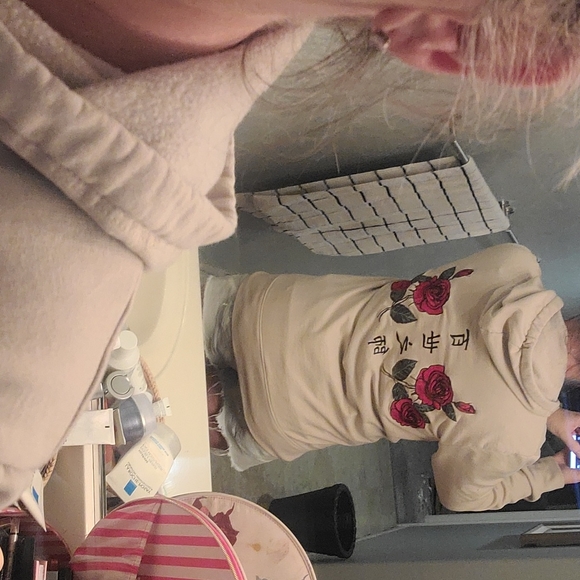 STUNNING NEW BLIND ROOSTER ROSE EMBROIDED HOODIE - Picture 2 of 7